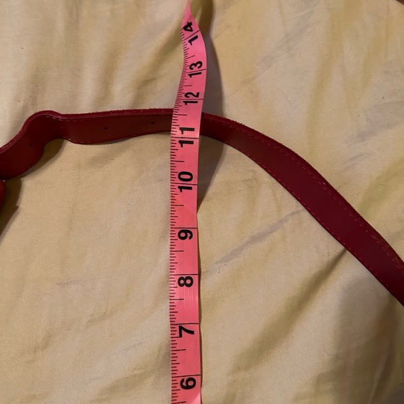 Women’s Ugg Dark Pink Shoulder Bag Sheepskin fur Like New - Picture 2 of 4